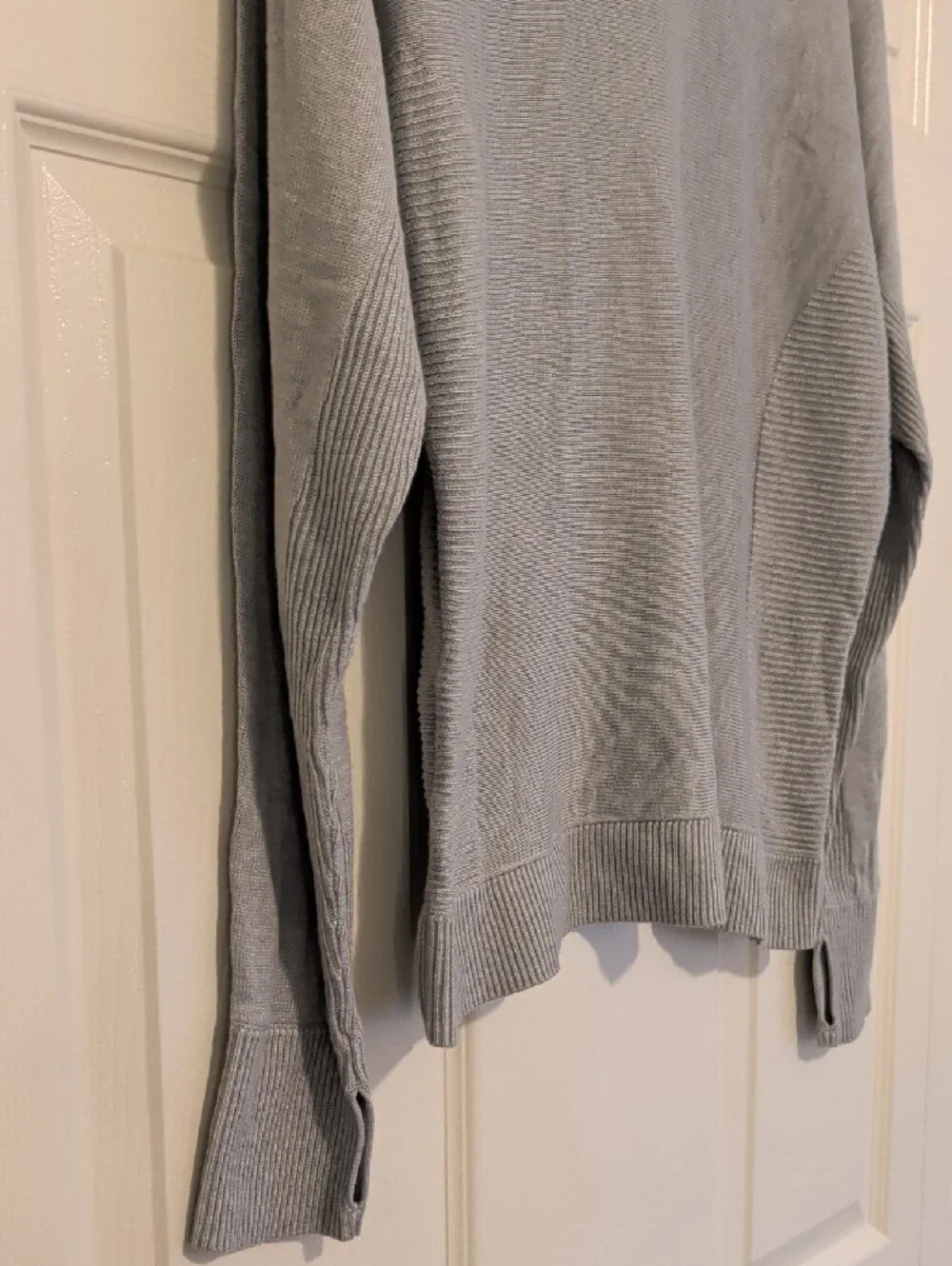 lululemon athletica women's Green Crewneck Sweater Cashmere